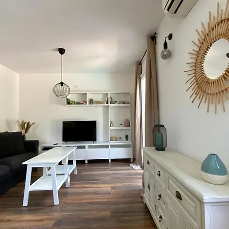 Holiday home Le Lovely - Avec Clim Et Piscine !