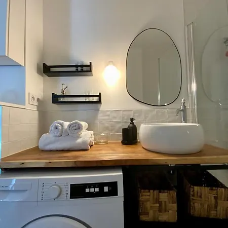 Le Lovely - Avec Clim Et Piscine ! Holiday home